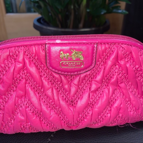 COACH Pink Cosmetic Bag - Picture 4 of 9